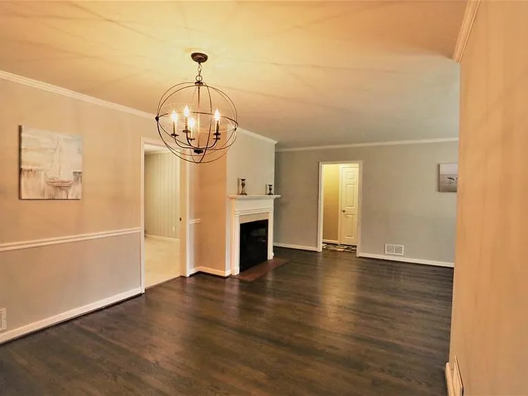 6075 Harleston Rd — Photo 4