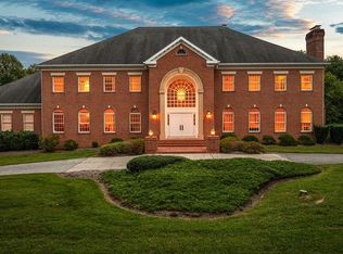 9 Springhill Farm Ct, Cockeysville, MD 21030