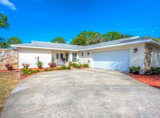 35625 Cedar Ln, Leesburg, FL 34788