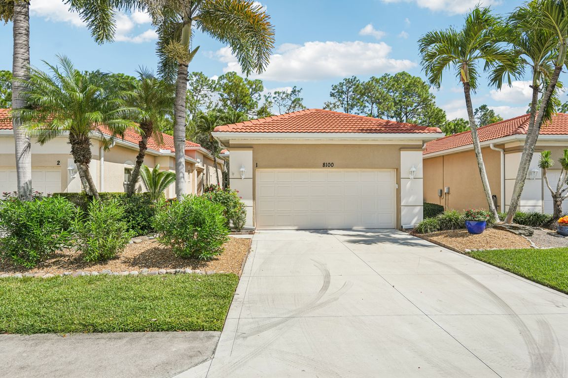 Sanctuary Dr-S1610-001.jpg