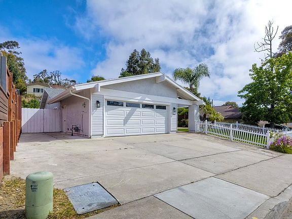3rd image of 11458 Tribuna Ave