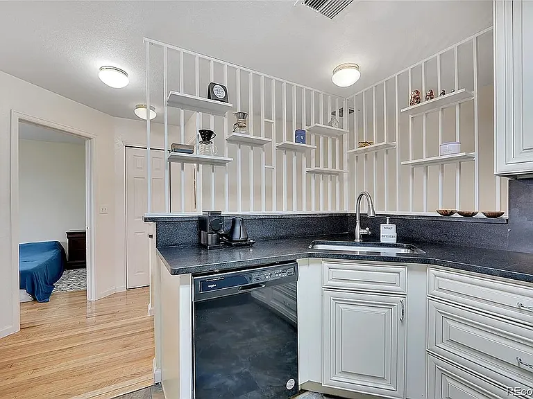 1308 S Danube Way #102 — Photo 11