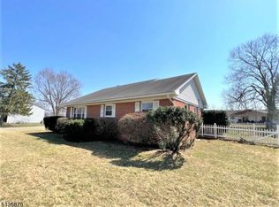 716 Youngs Rd, Phillipsburg, NJ 08865