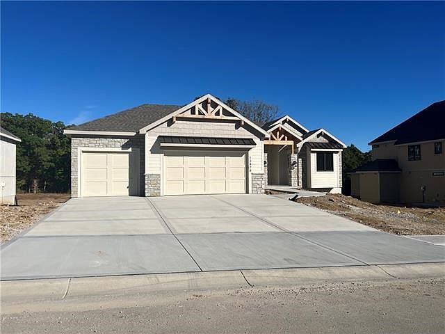 2nd image of 13478 Terrace Park Dr