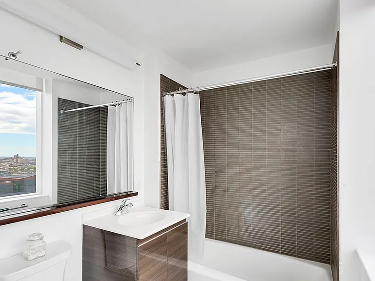 66 Rockwell Pl #41D — Photo 5