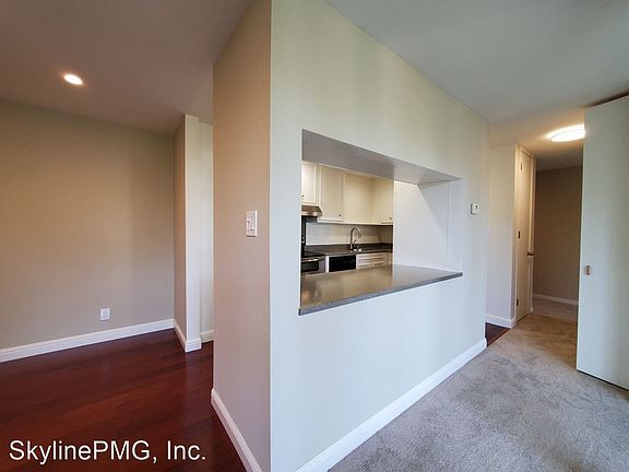 3rd image of 2101 Carlmont Dr APT 313