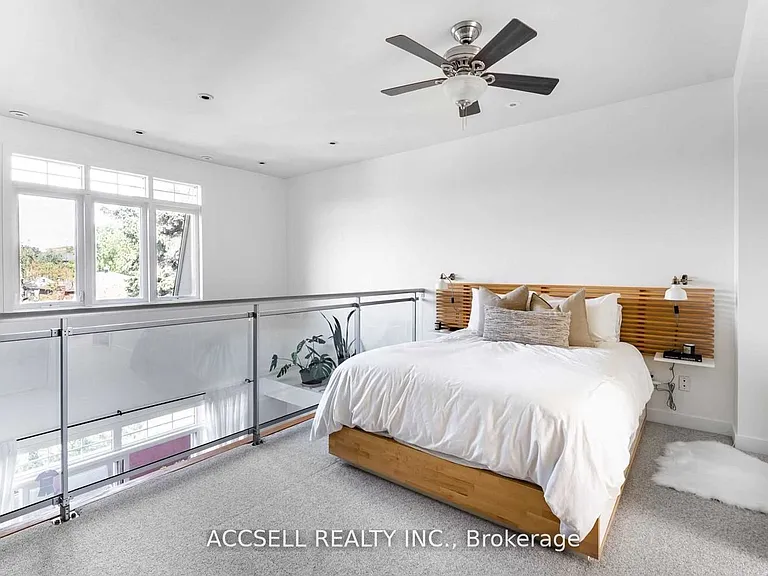 3400 Lake Shore Blvd W #229 — Photo 8