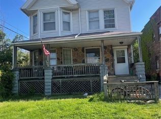 1757 Elberon Ave, East Cleveland, OH 44112