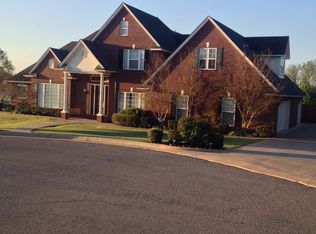 1411 Sterling Ct, Fort Gibson, OK 74434