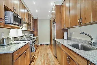 Sold by Avenue Sotheby's International Realty