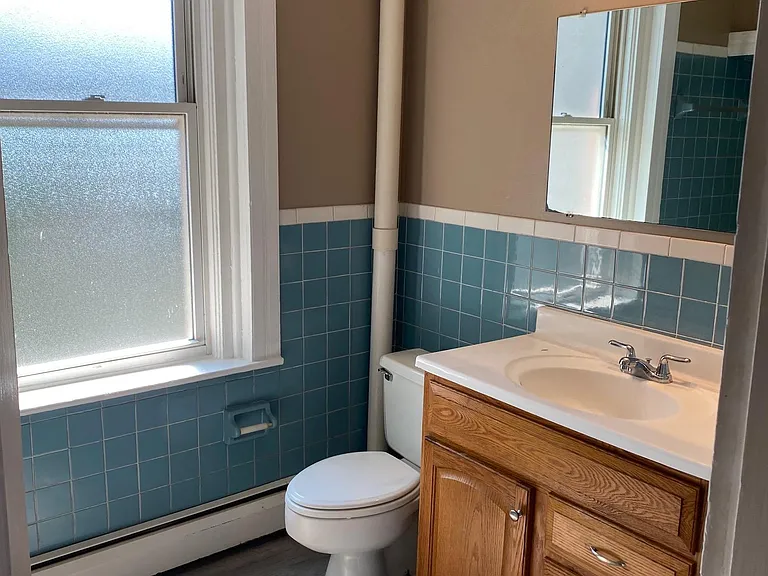168 S Maple Ave #2 — Photo 6