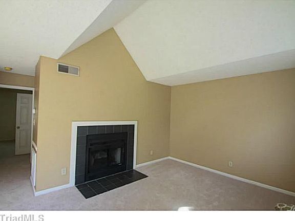 Great Room with Fireplace