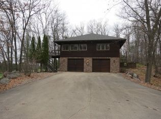 300 Fairway Dr, Iola, WI 54945