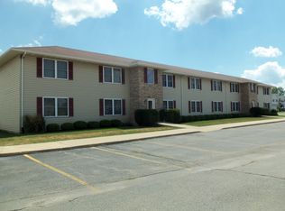 1887 Anne Ln APT D, Morris, IL 60450