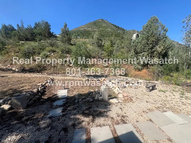1388 Country Ln — Photo 45