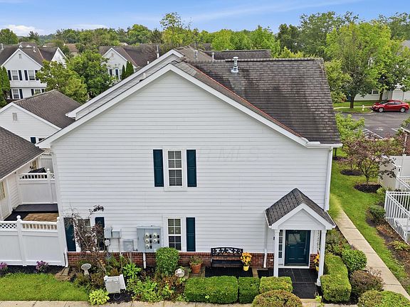 2nd image of 662 Lakeview Dr S #27