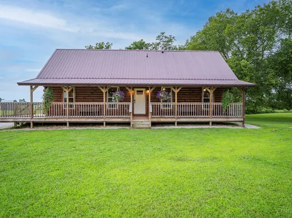 109 Pioneer Dr, Peebles, OH 45660