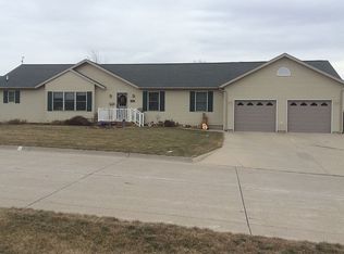 314 10th St, Manilla, IA 51454