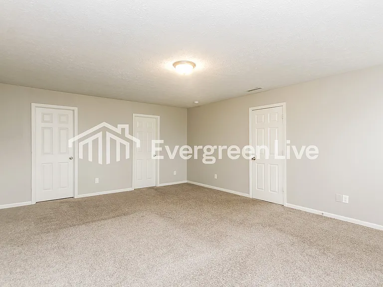 10830 Spring Green Dr — Photo 8