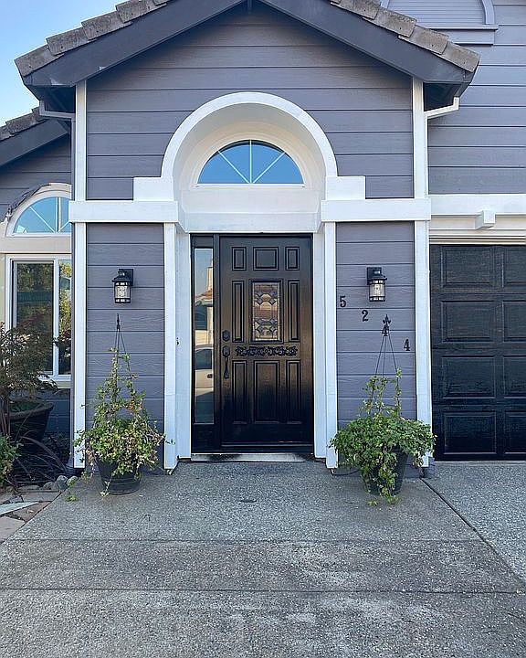 1st image of 5244 Stoney Creek Way