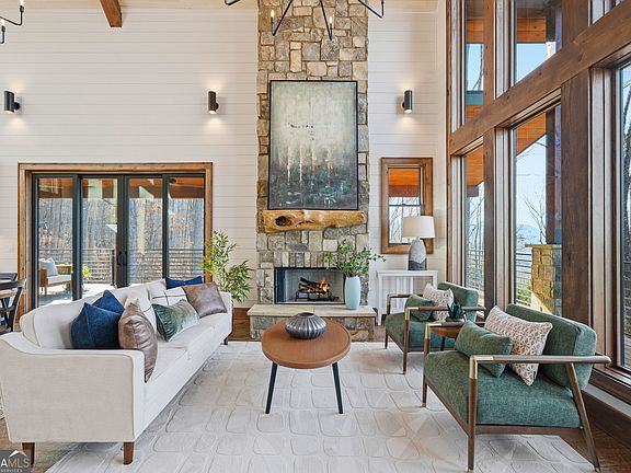 2nd image of 4474 Twiggs Rd