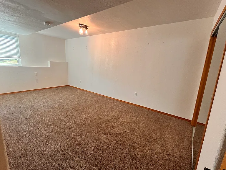 3015 Summit Ct — Photo 20