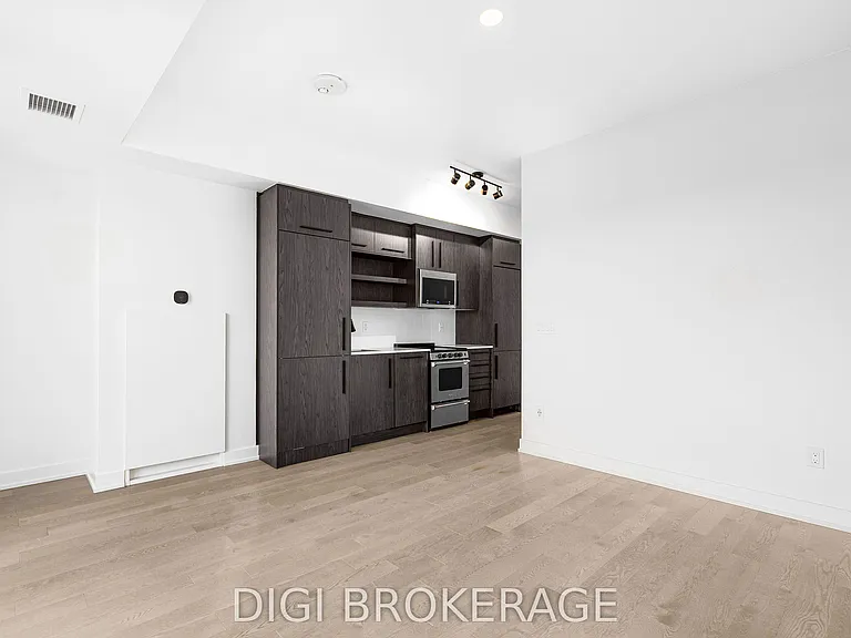 560 Rideau St #1201 — Photo 14