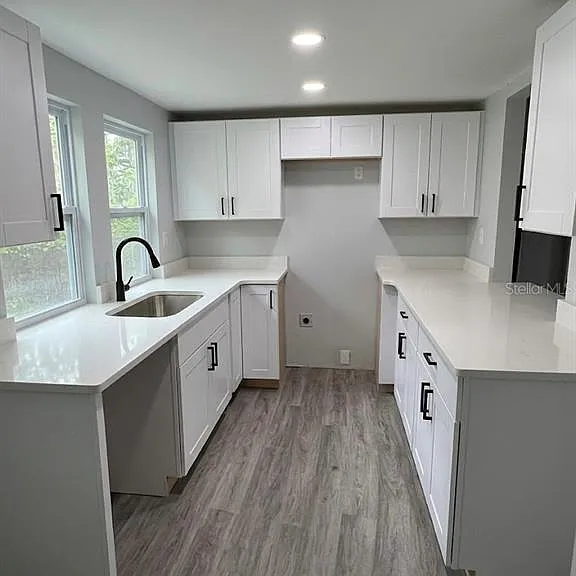 407 NE 19th Dr — Photo 6