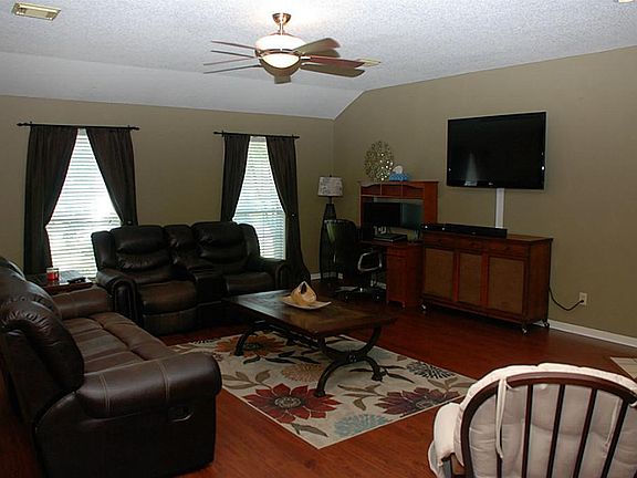 2nd image of 19103 Oakway Dr