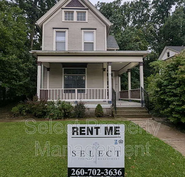 333 W Suttenfield St #1 — Photo 1
