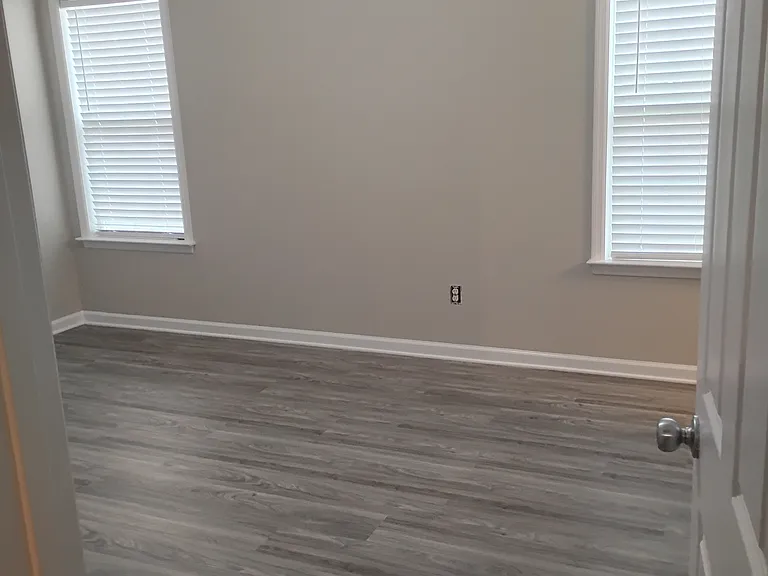 226 Chambers St — Photo 14