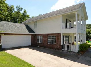 2128 Cinnamon Way, Fayetteville, AR 72703