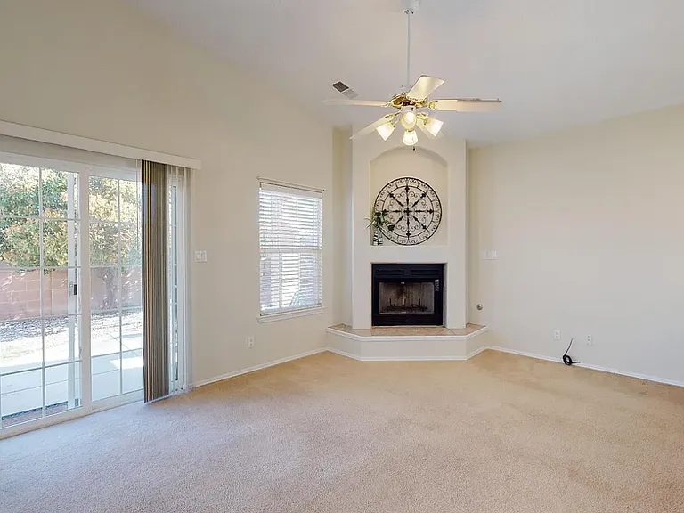 7309 Wild Olive Ave NE — Photo 7