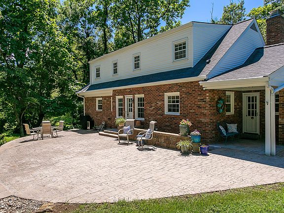 4th image of 4205 Breckenridge Ln