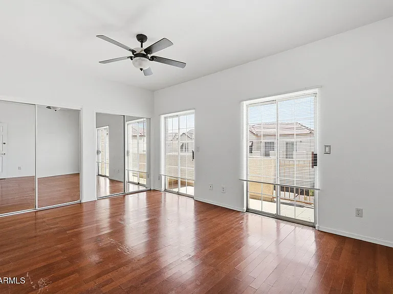 1026 W Libra Dr — Photo 18