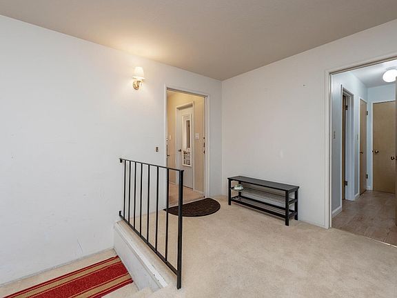 3rd image of 600 Pennsylvania Ave Unit 32