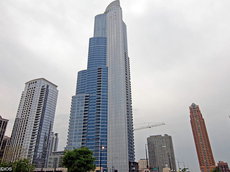 1st image of 1211 S Prairie Ave APT 2303