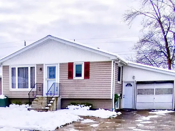 130 Steven Dr, Buffalo, NY 14227