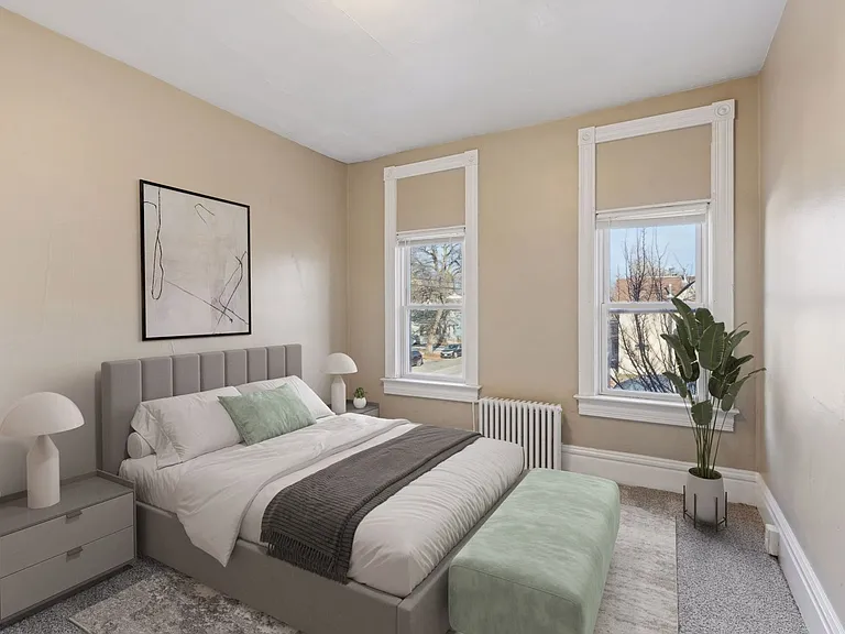 938 - 940 East 3rd Street — Photo 15