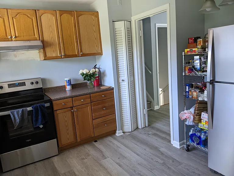 4702 Mangum Rd — Photo 7