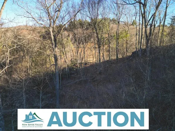 6 Weddle Creek Rd NW, Floyd, VA 24091