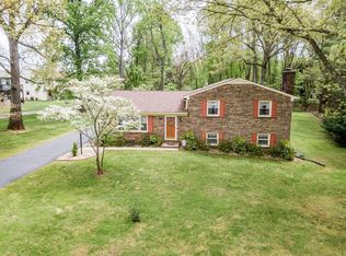 104 Carriage Hill Dr, Forest, VA 24551