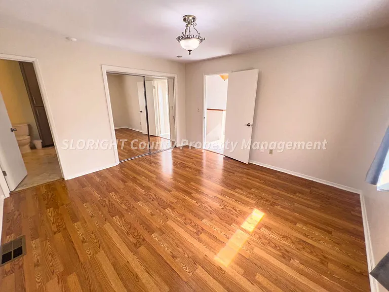 383 Henrietta Ave — Photo 8