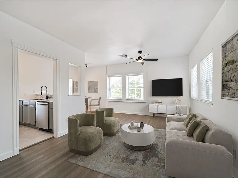 415 Fairview Ave #9 — Photo 1