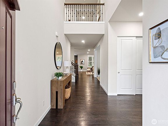 2nd image of 34015 SE Vaughan Street