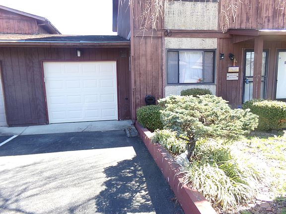 2nd image of 3135 Easthaven Dr S