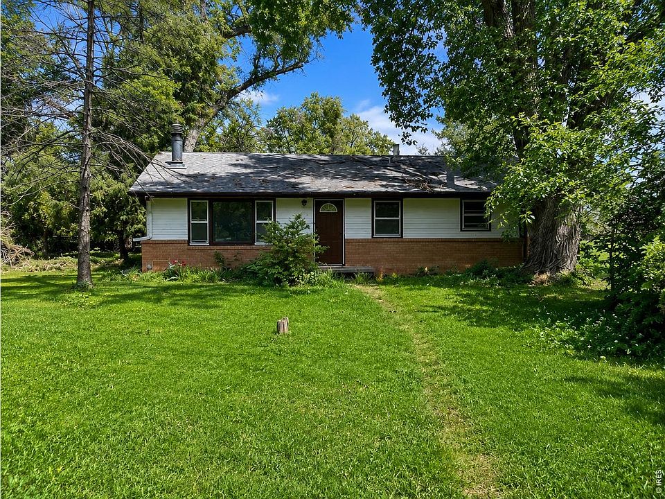 2nd image of 4336 63rd St