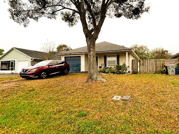 5th image of 1221 18th Avenue SW