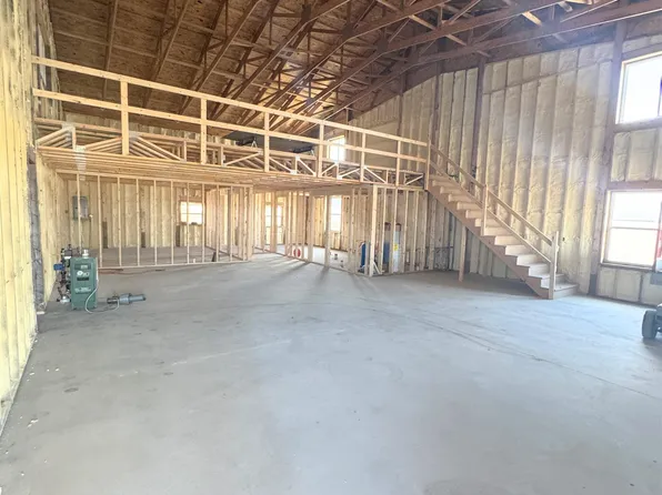107 Moonlight Dr, Parshall, ND 58770