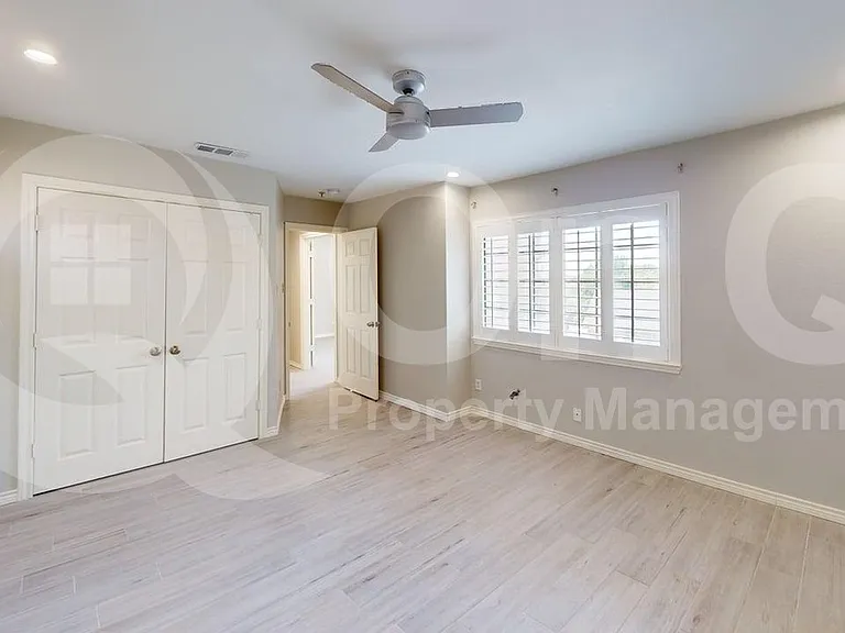 6000 Auburndale Ave #C — Photo 10